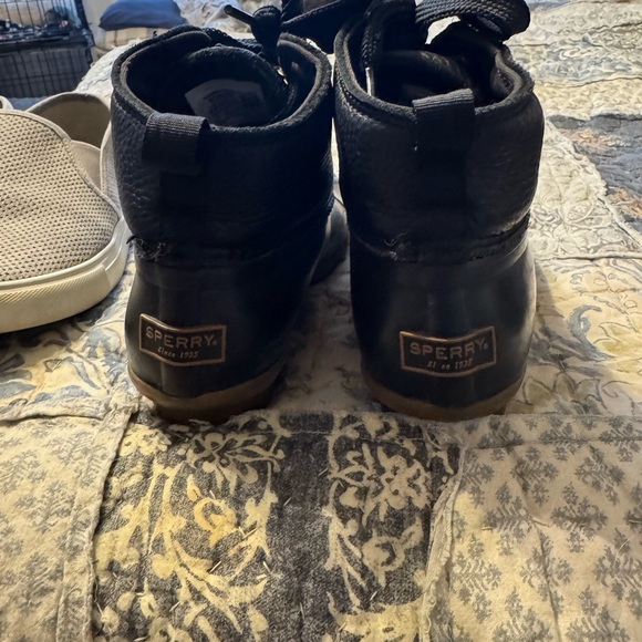 Sperry Black Duck Boots - Picture 2 of 4